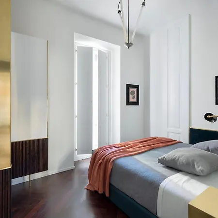 Nolo Eleganza Con Balcone E Design Lejlighed